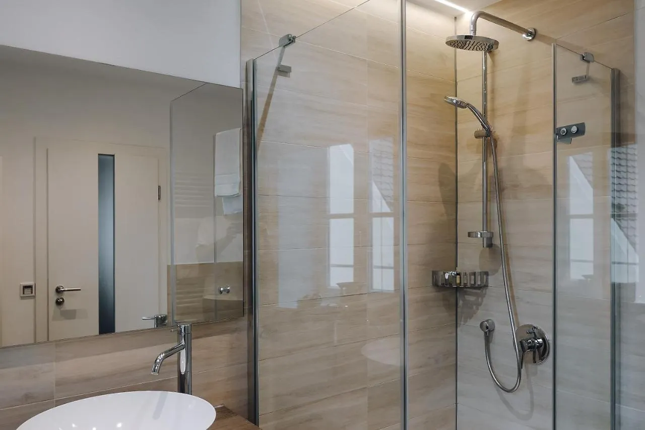 Little 7 - Boutique Hotel Regensburg 0*,